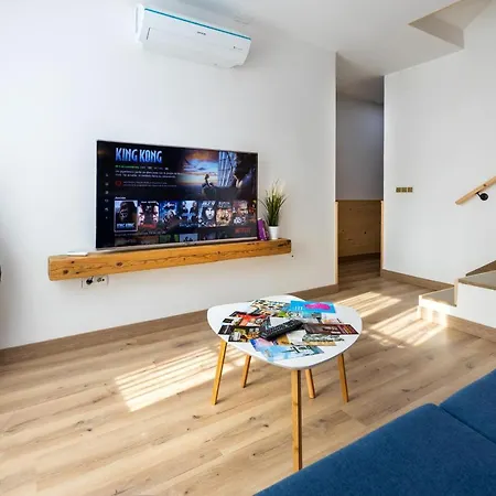 Living Albayzin. Parking & Wifi-3